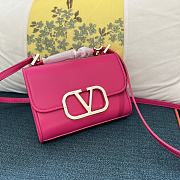 	 Bagsaaa Valentino Garavani small VLogo Type shoulder dark pink bag - 18x13x5cm - 4