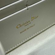 	 Bagsaaa Dior Bobby Wallet on Chain East West White - 21.5×12×4cm - 3