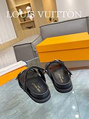	 Bagsaaa Louis Vuitton Bom Dia Flat Comfort Mule Monogram Black - 2