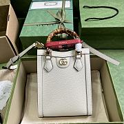Bagsaaa Gucci Diana mini tote bag - 15.5x 19.5x 6cm - 3