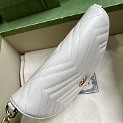 	 Bagsaaa Gucci GG Marmont matelassé chain mini white bag - 20x14.5x4cm - 4
