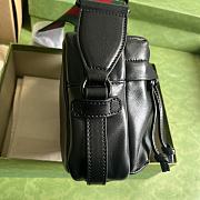 Bagsaaa Gucci Shoulder black bag with tonal Double G - 23.5x 15.5x 8cm - 2