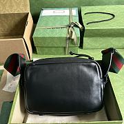 Bagsaaa Gucci Shoulder black bag with tonal Double G - 23.5x 15.5x 8cm - 4