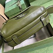	 Bagsaaa Gucci Shoulder green bag with tonal Double G - 23.5x 15.5x 8cm - 2