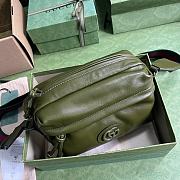 	 Bagsaaa Gucci Shoulder green bag with tonal Double G - 23.5x 15.5x 8cm - 4