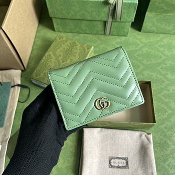 Bagsaaa Gucci GG Marmont matelassé card case wallet sage green - 11 x 8.5 x 3cm
