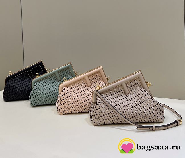 Bagsaaa Fendi First Small braided leather bag - 26x18x9.5cm - 1