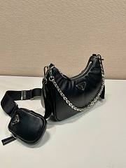 Bagsaaa Prada Padded nappa-leather Prada Re-Edition 2005 black shoulder bag - 22*18*6.5cm - 2