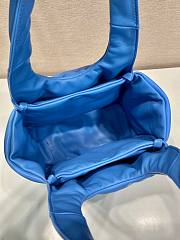 	 Bagsaaa Prada padded Prada Soft nappa-leather blue bag - 30*26*17cm - 5
