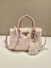Bagsaaa Prada Galleria shearling mini bag - 20x15x9.5cm - 1