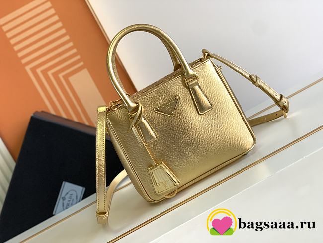 Bagsaaa Prada Galleria Saffiano leather gold mini-bag - 20x15x9.5cm - 1