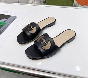 Bagsaaa Gucci Women's Interlocking G cut-out slide sandal black