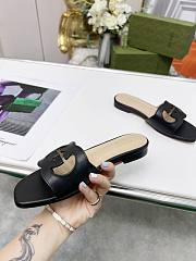 Bagsaaa Gucci Women's Interlocking G cut-out slide sandal black - 3