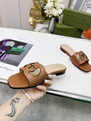 	 Bagsaaa Gucci Women's Interlocking G cut-out slide sandal brown - 4
