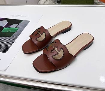 	 Bagsaaa Gucci Women's Interlocking G cut-out slide sandal dark brown