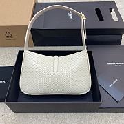 	 Bagsaaa YSL LE 5 À 7 in white python leather - 23 X 16 X 6,5 CM - 4