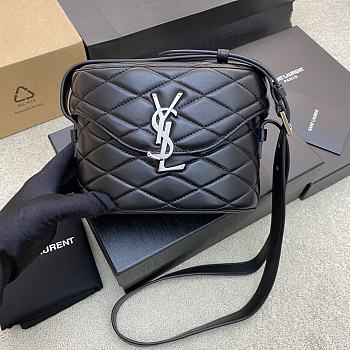 Bagsaaa YSL June box bag in quilted lambskin silver hardware - 19 X 15 X 8 CM