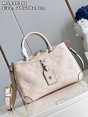 	 Bagsaaa Louis Vuitton Trianon bag PM white color - 28 x 18 x 8 cm - 3