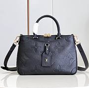 	 Bagsaaa Louis Vuitton Trianon bag PM black color - 28 x 18 x 8 cm - 1