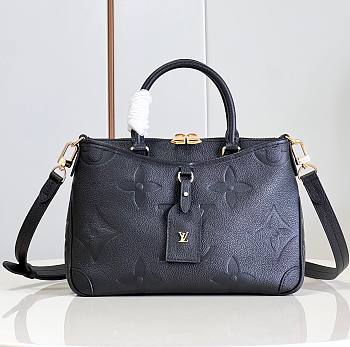 	 Bagsaaa Louis Vuitton Trianon bag PM black color - 28 x 18 x 8 cm