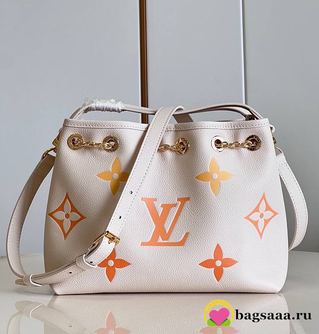 Bagsaaa Louis Vuitton Summer Bundle Light Beige Bag - 28 x 20 x 11.5 cm - 1