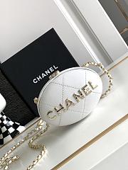 	 Bagsaaa Chanel Round White Lambskin Bag - 8.5x12x6cm - 1