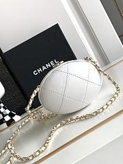 	 Bagsaaa Chanel Round White Lambskin Bag - 8.5x12x6cm - 3
