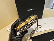 Bagsaaa Chanel HEART MINAUDIERE Lambskin & Gold-Tone Metal Black AS4027 - 13 × 14 × 3 cm - 4