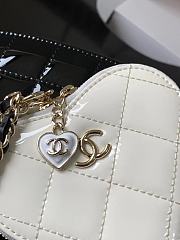 Bagsaaa Chanel Clutch With Chain AP3295 Double Heart - 13.3 × 15 × 2 cm - 4