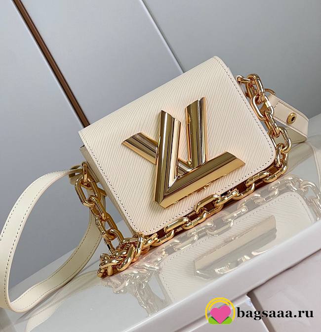 	 Bagsaaa Louis Vuitton Twist Lock XL Epi White Bag - 16.5 x 19 x 8.5 cm - 1