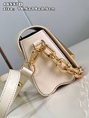 	 Bagsaaa Louis Vuitton Twist Lock XL Epi White Bag - 16.5 x 19 x 8.5 cm - 6