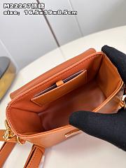 	 Bagsaaa Louis Vuitton Twist Lock XL Epi Brown Bag - 16.5 x 19 x 8.5 cm - 5