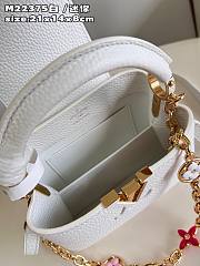 Bagsaaa Louis Vuitton Capucines Mini White Flower Strap - 21 x 14 x 8 cm - 2