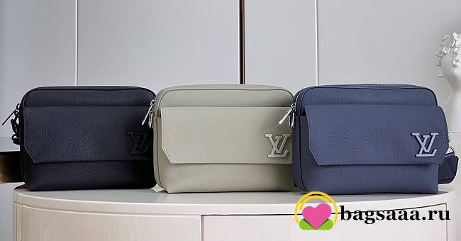 Bagsaaa Louis Vuitton Fastline Messenger Bag - 23.5 x 18 x 7 cm - 1