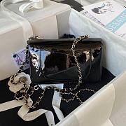 	 Bagsaaa Chanel Flap Bag Flower Patent Black Leather - 20cm - 6