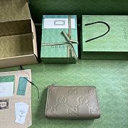 	 Bagsaaa Gucci Jumbo GG Pouch Taupe Leather - 28.5x18x9cn - 2