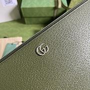 	 Bagsaaa Gucci GG Marmont Pouch Green Leather - 30.5x 21x 1.5cm - 3