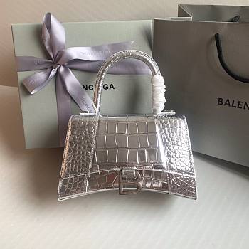 	 Bagsaaa Balenciaga Hourglass metallic tote in silver - 23cmx10x14cm