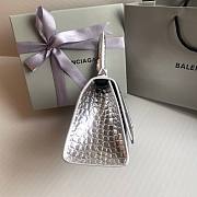 	 Bagsaaa Balenciaga Hourglass metallic tote in silver - 23cmx10x14cm - 5