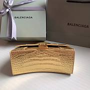 	 Bagsaaa Balenciaga Hourglass metallic tote in gold - 19x13x8cm - 2