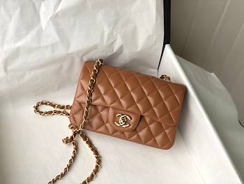 	 Bagsaaa Chanel Flap Bag Brown Lambskin Leather Gold Hardware - 20cm