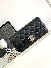 Bagsaaa Chanel Flap Bag Black Quilted Diamond CC - 19 cm x 12 cm x 3 cm - 1