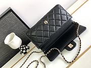 Bagsaaa Chanel Flap Bag Black Quilted Diamond CC - 19 cm x 12 cm x 3 cm - 3