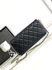 Bagsaaa Chanel Flap Bag Black Quilted Diamond CC - 19 cm x 12 cm x 3 cm - 4