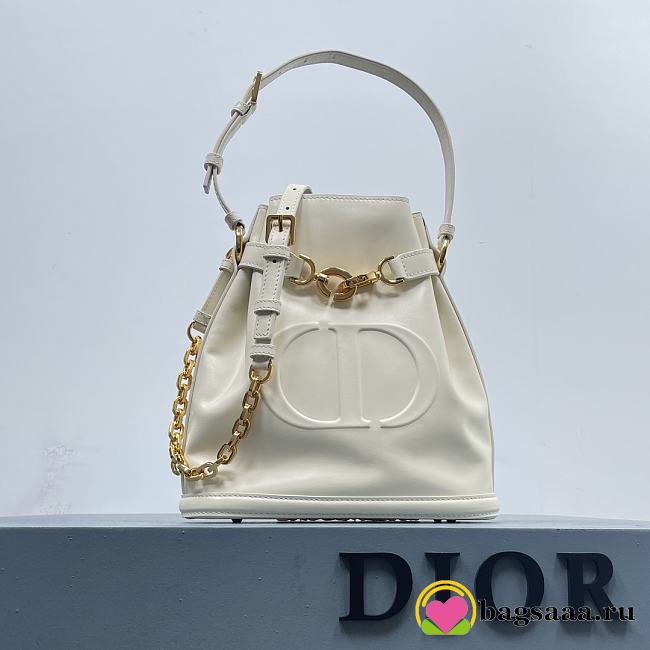 	 Bagsaaa Dior C'est Medium White Bag - 24 x 10 x 24.5 cm - 1