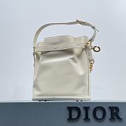	 Bagsaaa Dior C'est Medium White Bag - 24 x 10 x 24.5 cm - 3