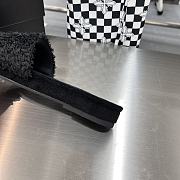 Bagsaaa Chanel CC Fur Black Slippers - 6