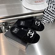 Bagsaaa Chanel CC Fur Black Slippers - 4