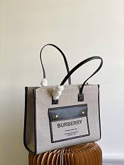 Bagsaaa Burberry Black Freya Tote Bag 33*12.5*26cm - 3