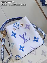 Bagsaaa Louis Vuitton By The Pool Néonoé BB Blue - 20 x 20 x 13 cm - 5